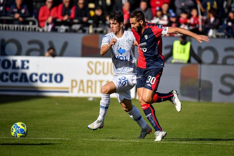 Cagliari Ripresa Degli Allenamenti Ancora A Parte Pavoletti