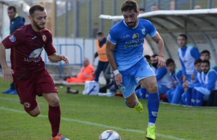 Marcos Sartor in azione con la maglia del Latte Dolce (foto Alessandro Sanna)