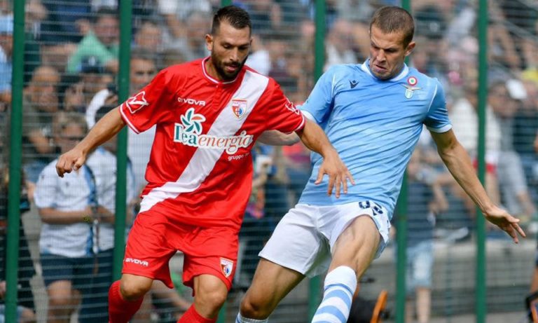 Luigi Scotto, punta del Mantova in un amichevole con la Lazio