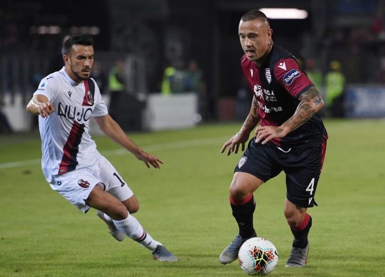 Radja Nainggolan in azione