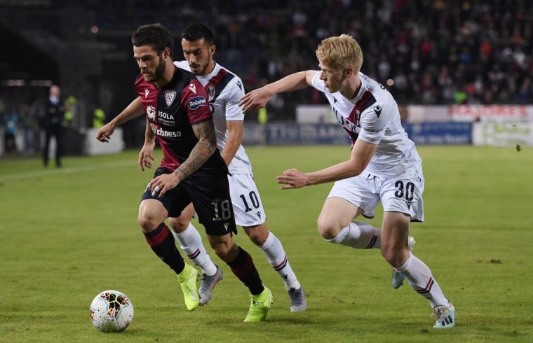 Nahitan Nandez in azione