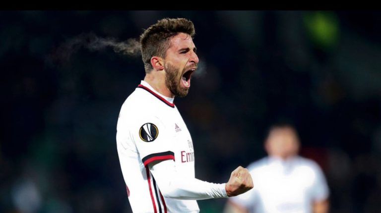 Fabio Borini esulta dopo un gol