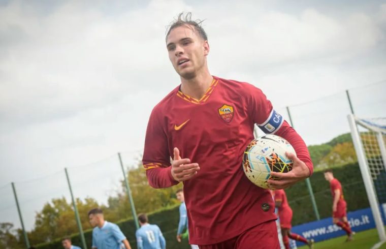 Alessio Riccardi (2001), capitano della Roma Primavera