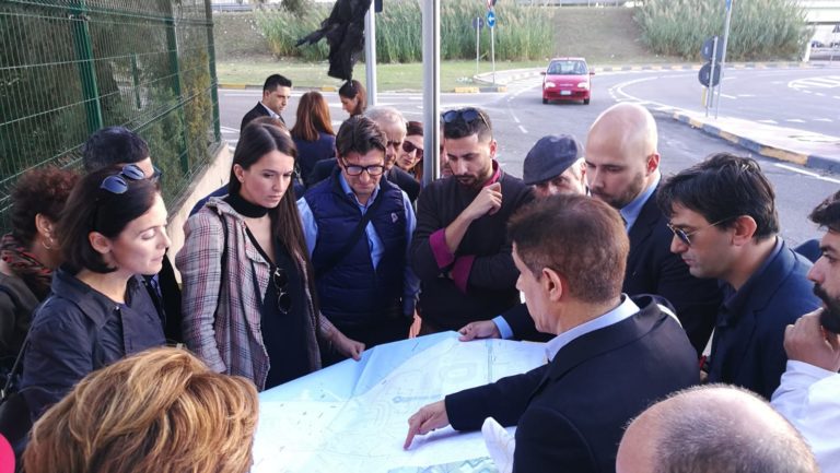 I membri della Commissione Urbanistica del Comune di Cagliari durante il sopralluogo