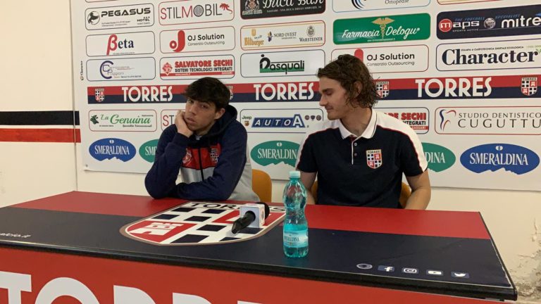 Colombo e Gjuci in sala stampa