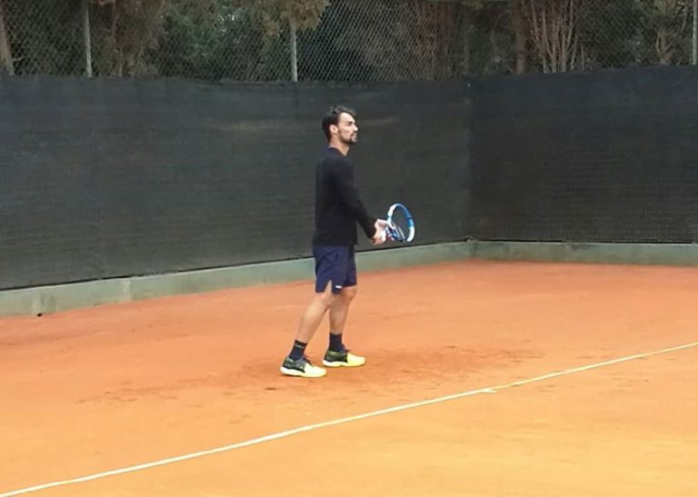Fabio Fognini in allenamento a Cagliari
