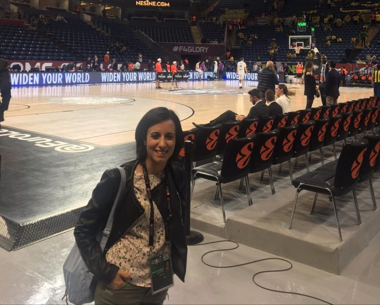 Viola Frongia durante un match di Eurolega