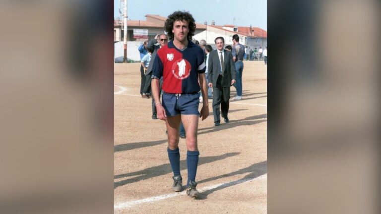 Walter Tolu in maglia Torres