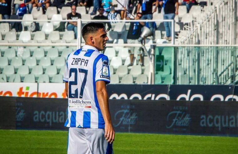 Gabriele Zappa con la maglia del Pescara