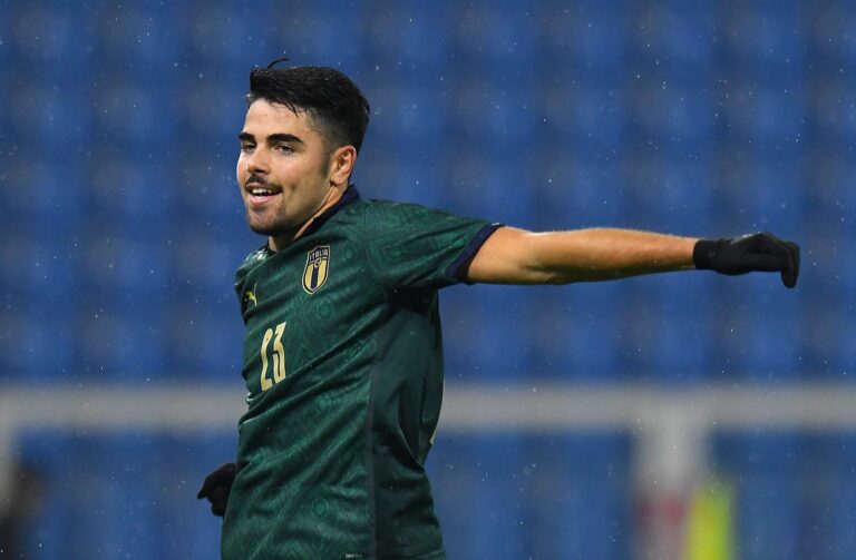 Riccardo Sottil con la maglia della Nazionale Under 21
