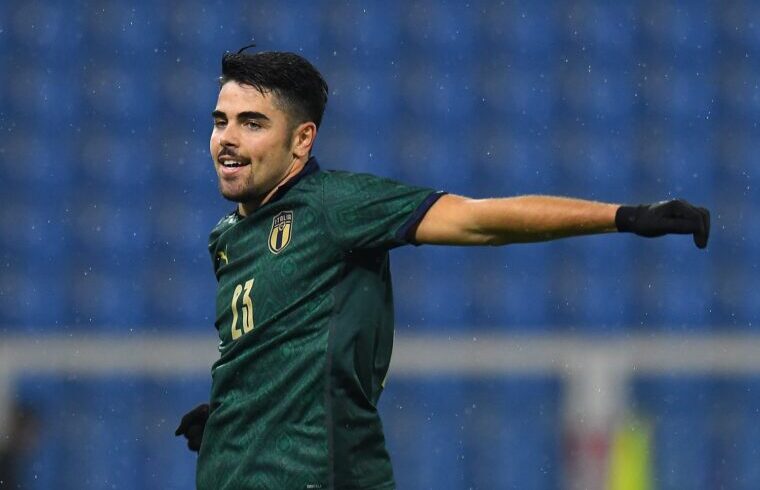 Riccardo Sottil con la maglia della Nazionale Under 21