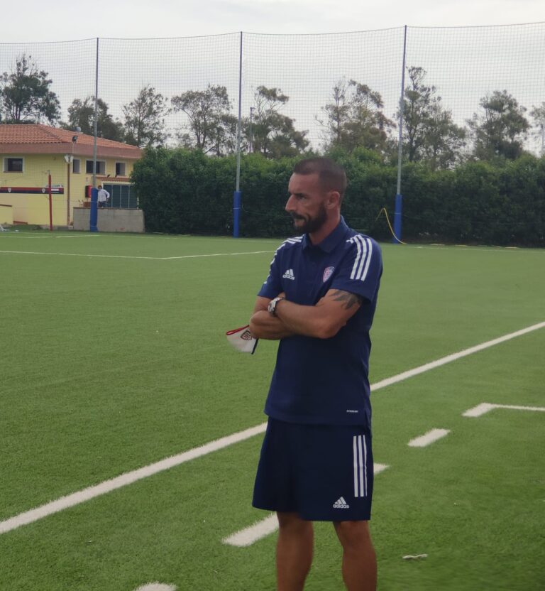 Alessandro Agostini allenatore dei giovani del Cagliari Primavera