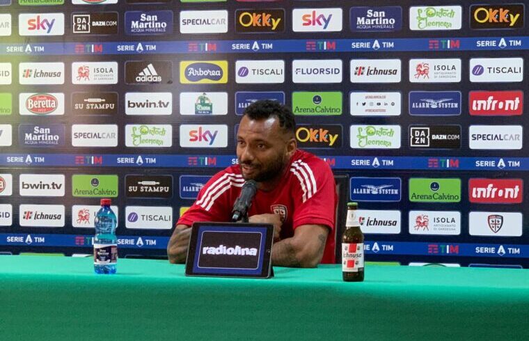 Joao Pedro in conferenza stampa ad Aritzo