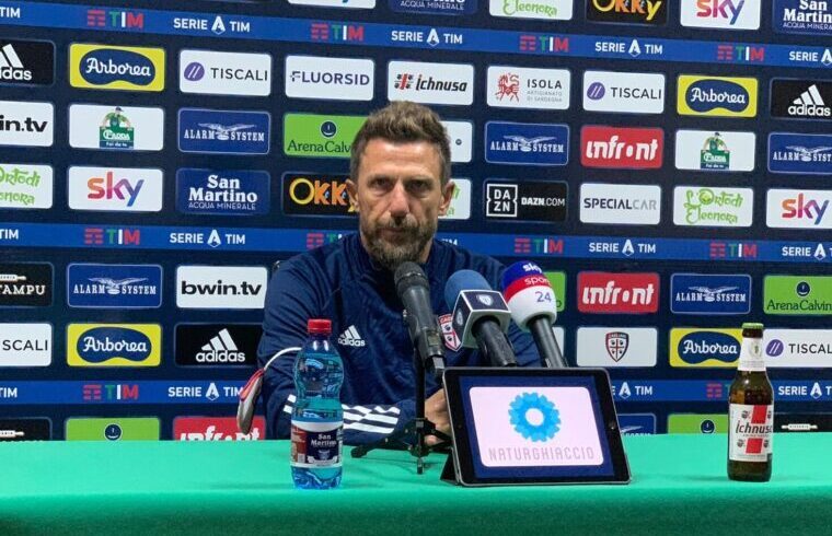 Eusebio Di Francesco in conferenza