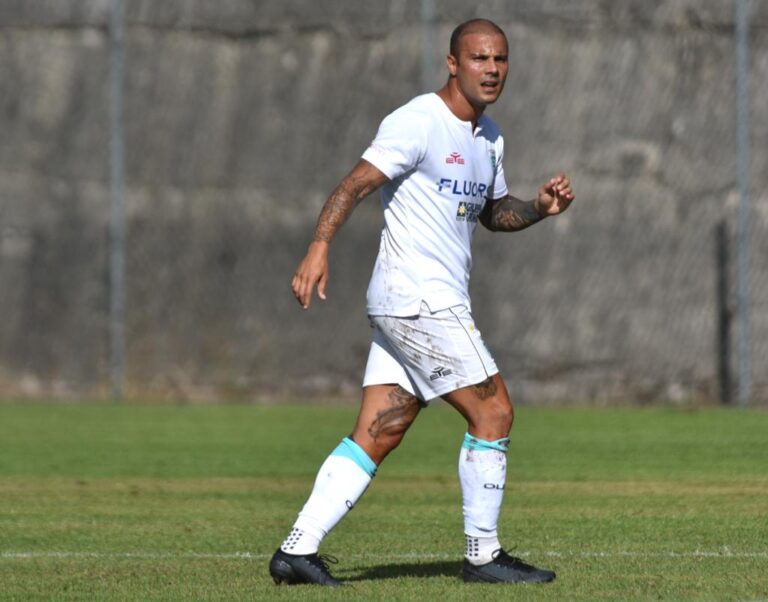 Francesco Pisano dell'Olbia | Foto Sandro Giordano