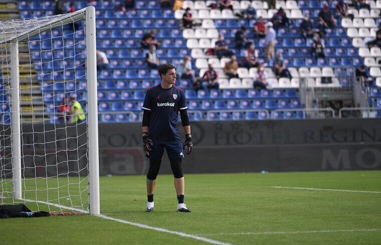 Alessio Cragno alla Sardegna Arena | Foto Emanuele Perrone