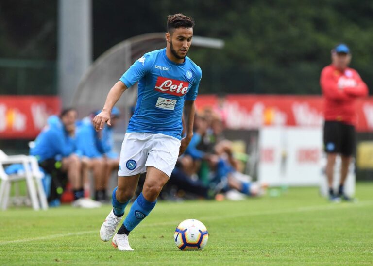 Adam Ounas in amichevole col Napoli