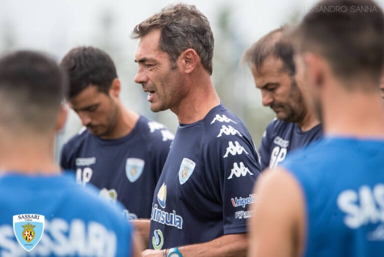 Il mister del Latte Dolce Stefano Udassi | foto di Alessandro Sanna