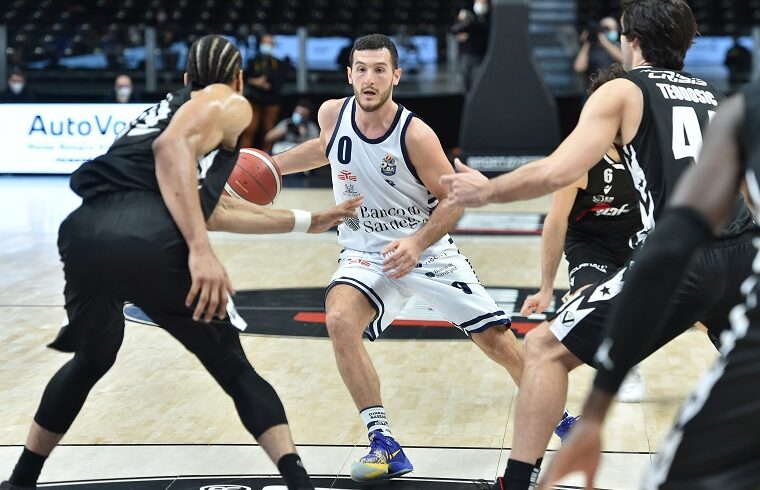 Marco Spissu contro la Virtus Bologna | Foto Luigi Canu