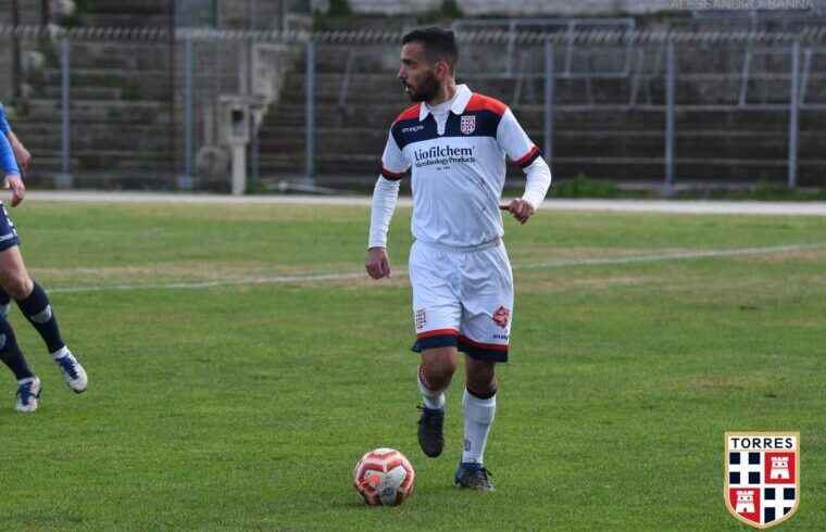 Pietro Ladu nel derby con il Latte Dolce | Foto Alessandro Sanna