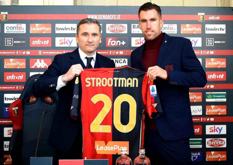 Francesco Marroccu alla presentazione di Strootman | Foto Genoa FC