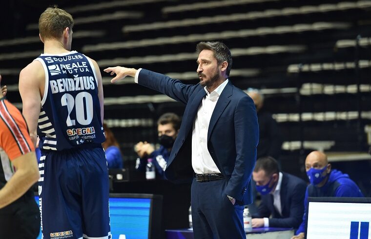 pozzecco-sassari-dinamo-legabasket-canu