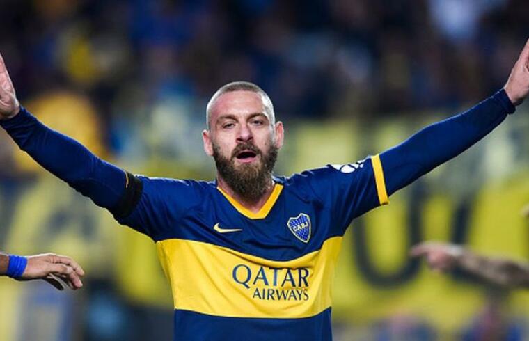 Daniele De Rossi durante la sua ultima esperienza da calciatore al Boca