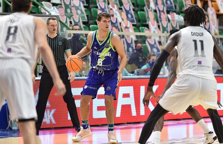 dinamo sassari-kruslin-canu-centotrentuno