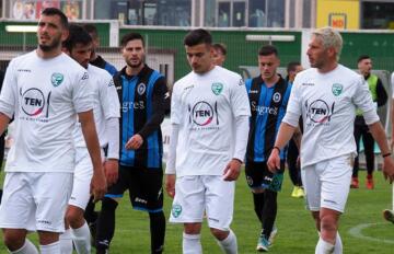 l'Arzachena entra in campo contro il Gladiator | Photo Arzachena Academy Costa Smeralda