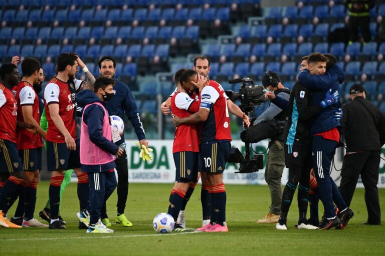 esultanza-cagliari-roma-sanna