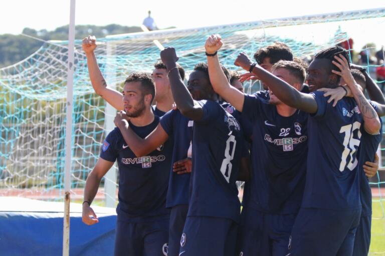 carbonia-arzachena-esultanza-murru