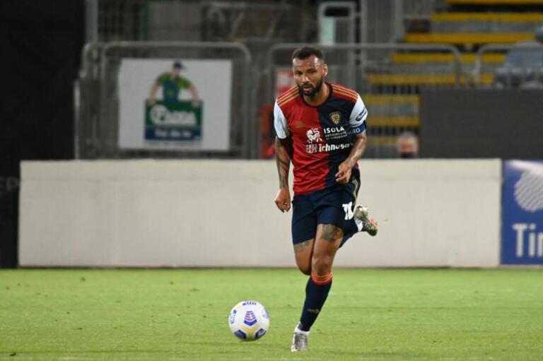 joaopedro-cagliari-genoa-sanna