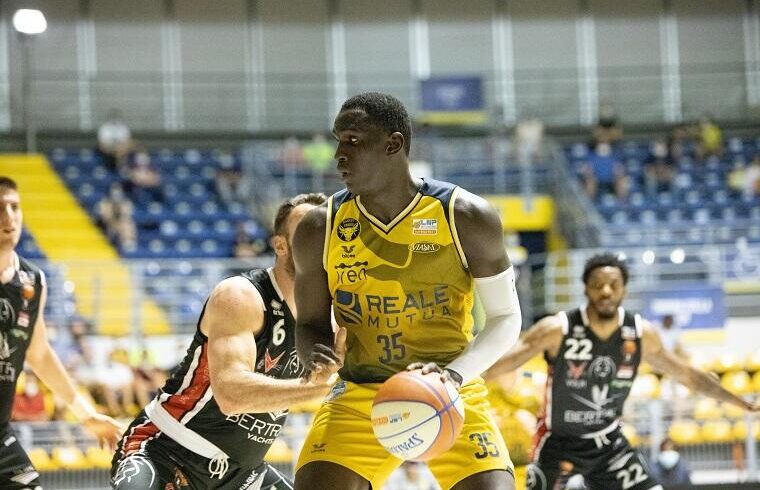 diop-torino-basket