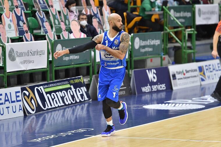 logan-treviso-sassari