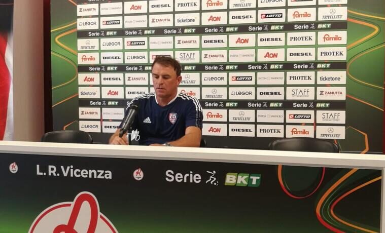 Leonardo Semplici in Sala stampa a Vicenza