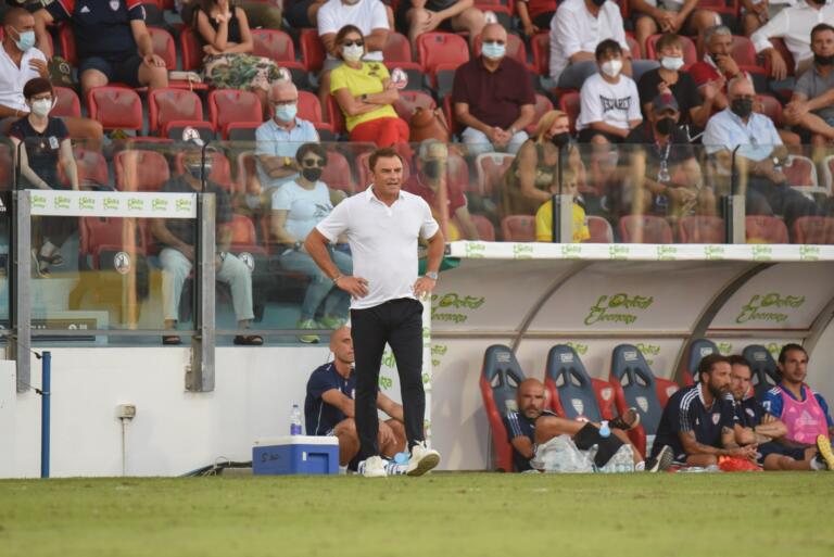 semplici-cagliari-spezia