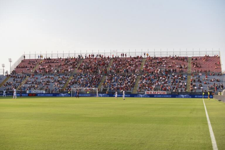 tifosi-cagliari-sanna