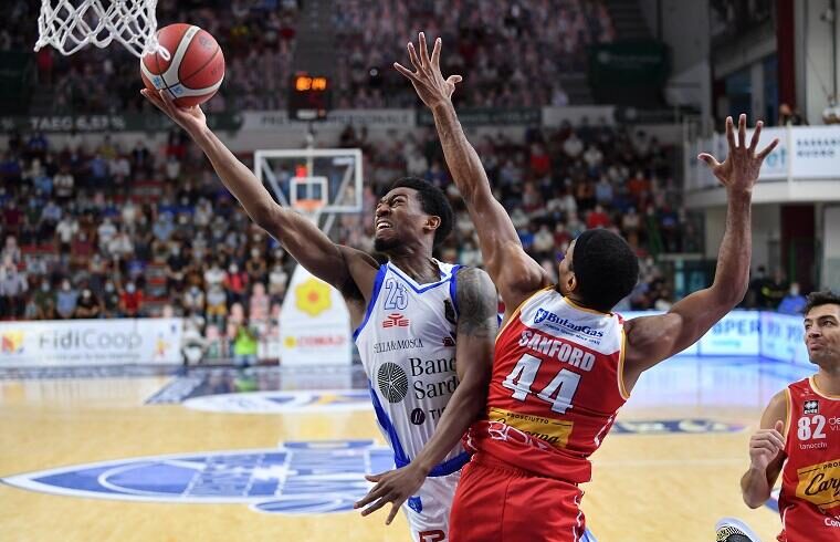 battle-sassari-pesaro