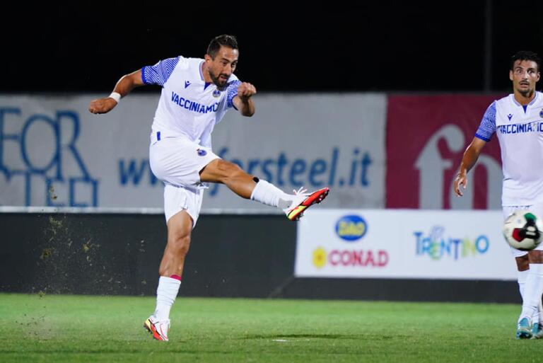 Andrea Cocco con la maglia del Seregno | Foto Facebook Seregno Calcio