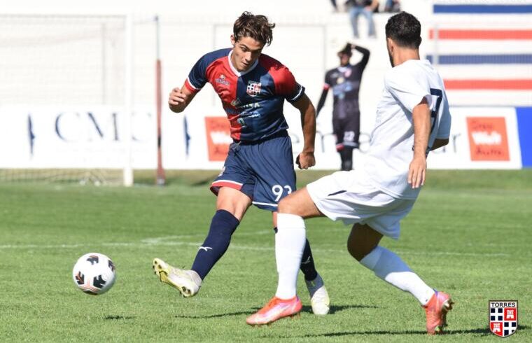 Francesco Rossi, esterno difensivo della Torres | Foto Alessandro Sanna