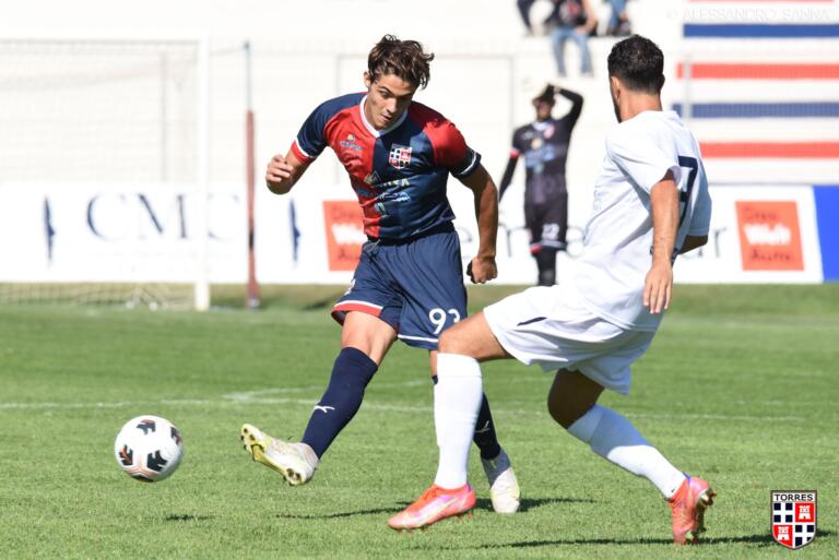 Francesco Rossi, esterno difensivo della Torres | Foto Alessandro Sanna