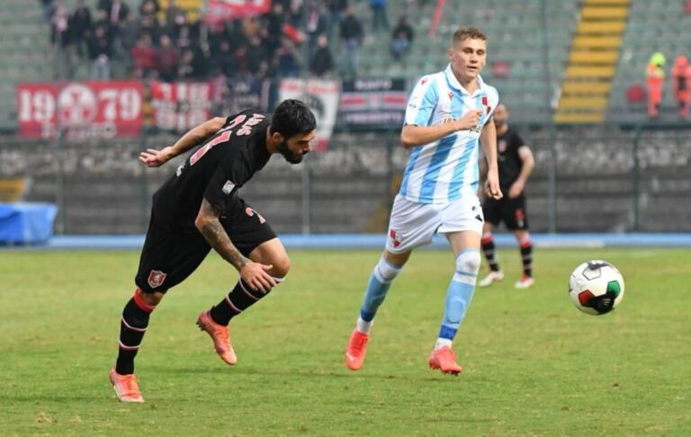 Davide Arras impegnato con la Vis Pesaro | Foto US Grosseto