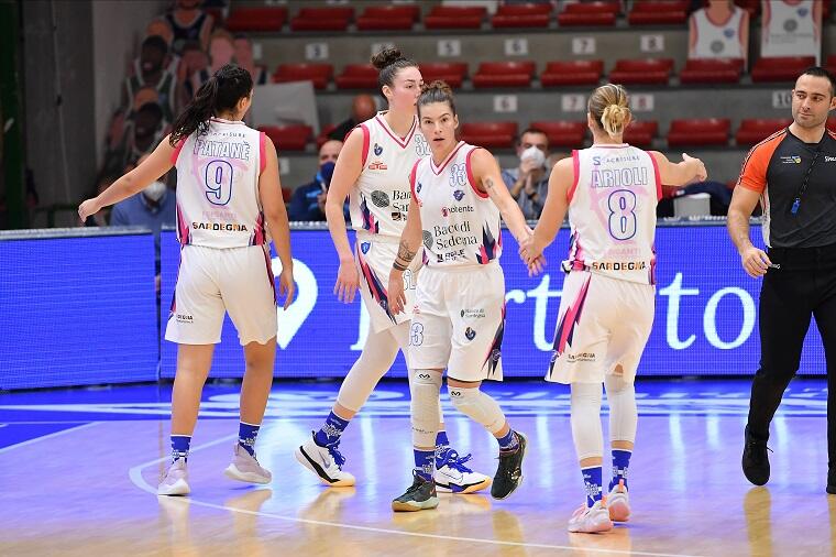 dinamo-esultanza-canu