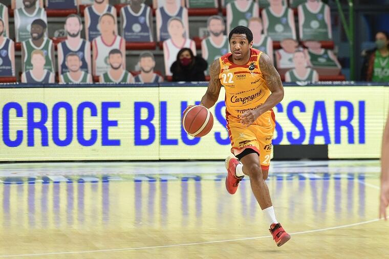 robinson-canu-dinamo