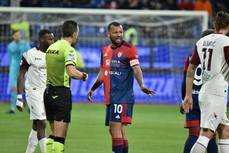 joao pedro-cagliari-salernitana-sanna