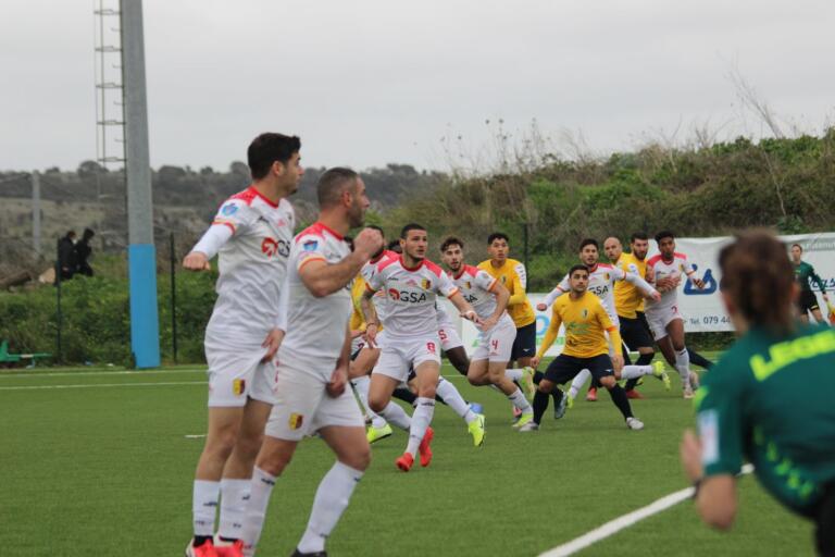 Una fase di gioco di Atletico Uri-Muravera | Foto Renzo Cuccu/Asd Muravera