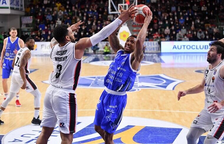 robinson-canu-dinamo