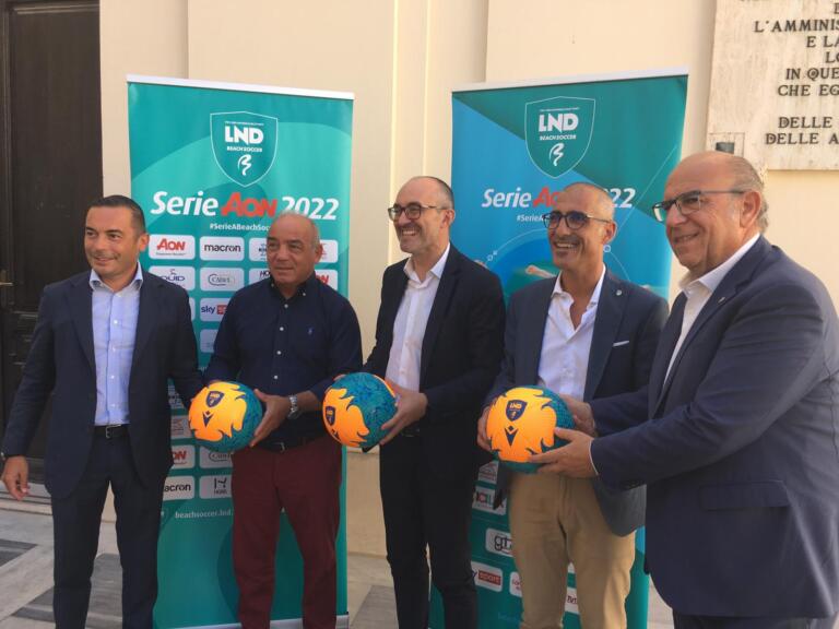 La presentazione delle finali scudetto di beach soccer a Cagliari