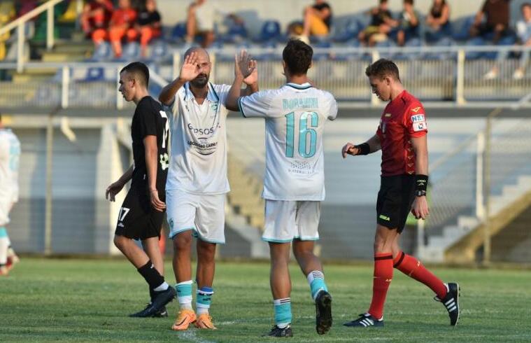 L'esultanza di La Rosa e Boganini | Foto Olbia Calcio/Sandro Giordano