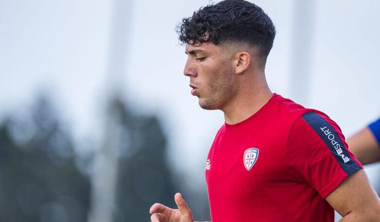 Salvatore Boccia in allenamento con il Cagliari